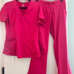 Healing Hands Vibrant Pink Scrub Set